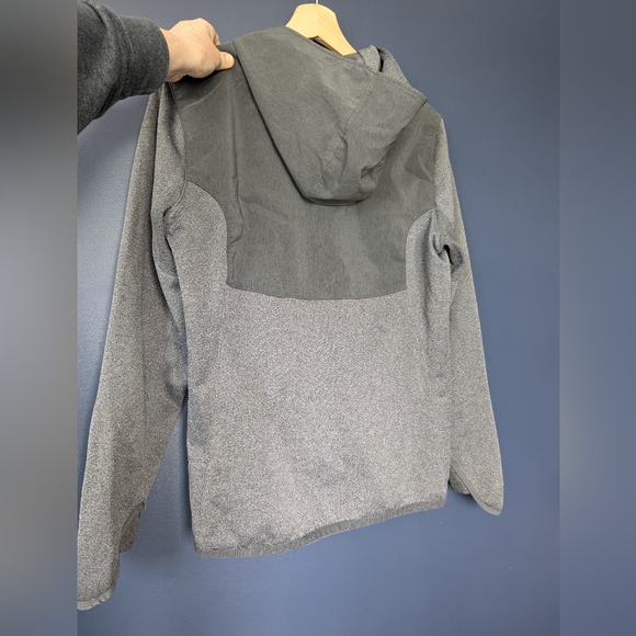 Kathmandu Hoodie - Picture 4 of 5